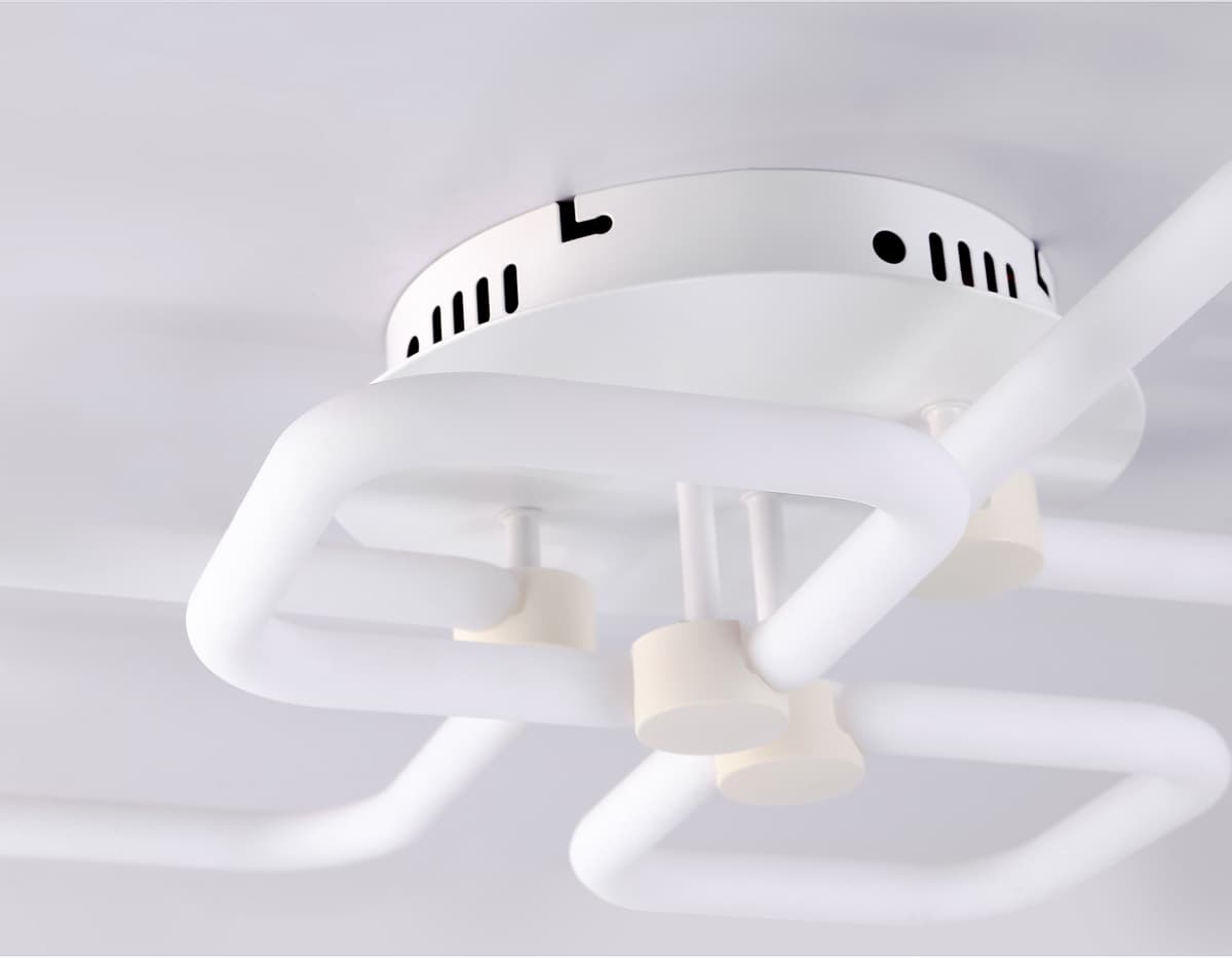 FA3822/4 WH белый 3000K-6400K 86W 720*430*130 (ПДУ ИК)