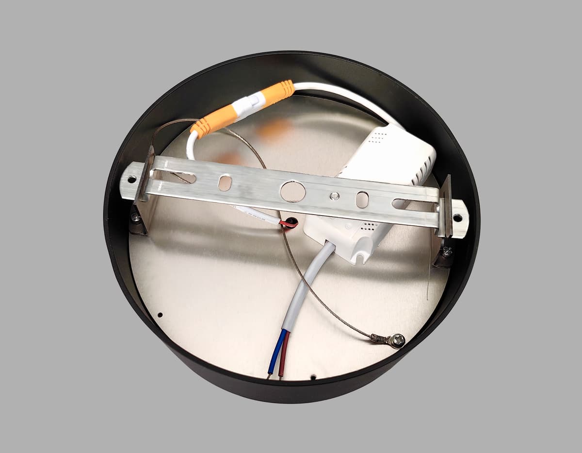 FV5513 BK черный LED 15W 3000K D120*58 (Без ПДУ)