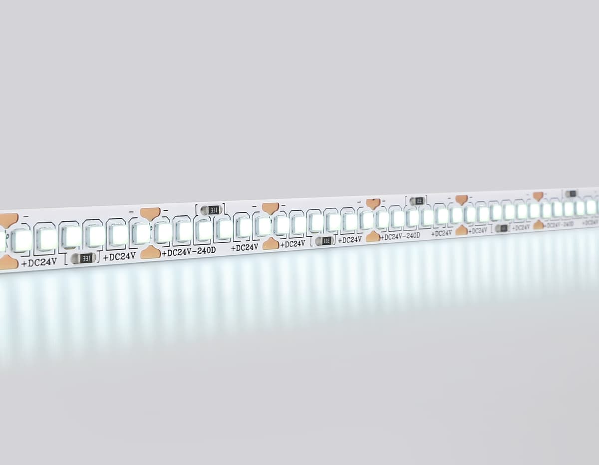 GS3403 2835 240Led/ 20W m/ 24V IP20 6500K/ 5000*10*1.2mm (2 конт.)