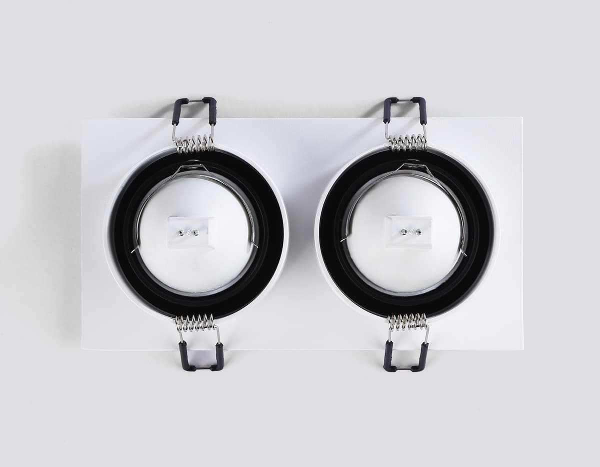 TN102732/2 WH/BK белый/черный GU5.3 175*92*23