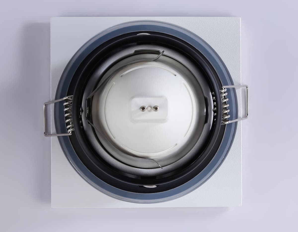 TN1189 WH белый GU5.3 IP65 87*87*44