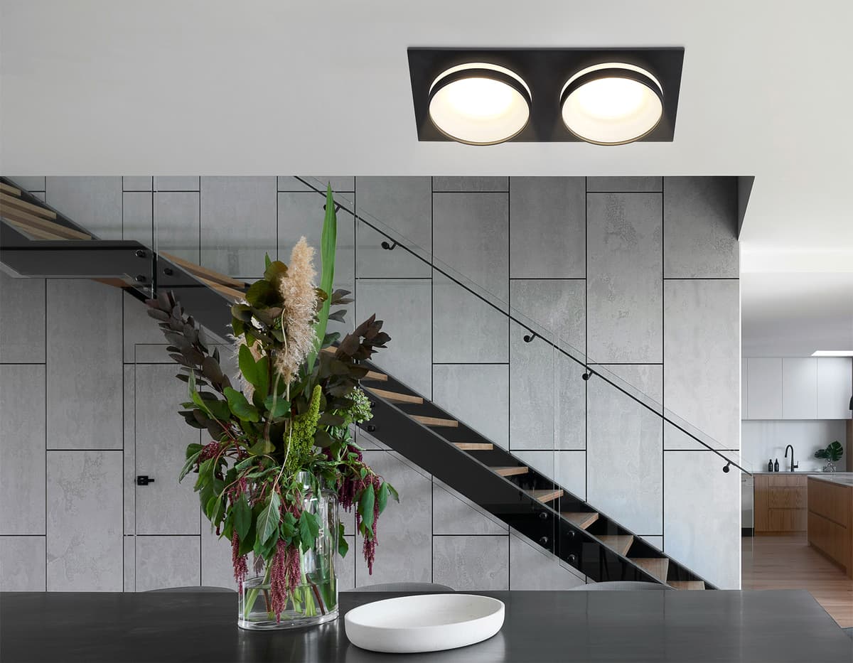 TN30712/2 BK черный GU5.3/2 182*92*36