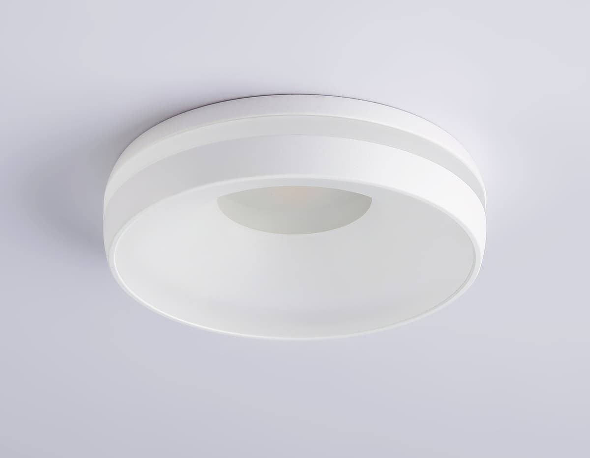 TN3321 SWH/FR белый песок/белый матовый GU5.3 D95*40