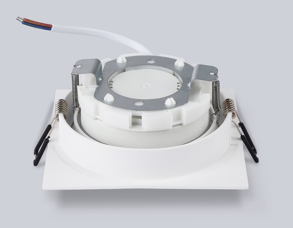 TN51803 WH белый GX53 max 15W 110*110*23