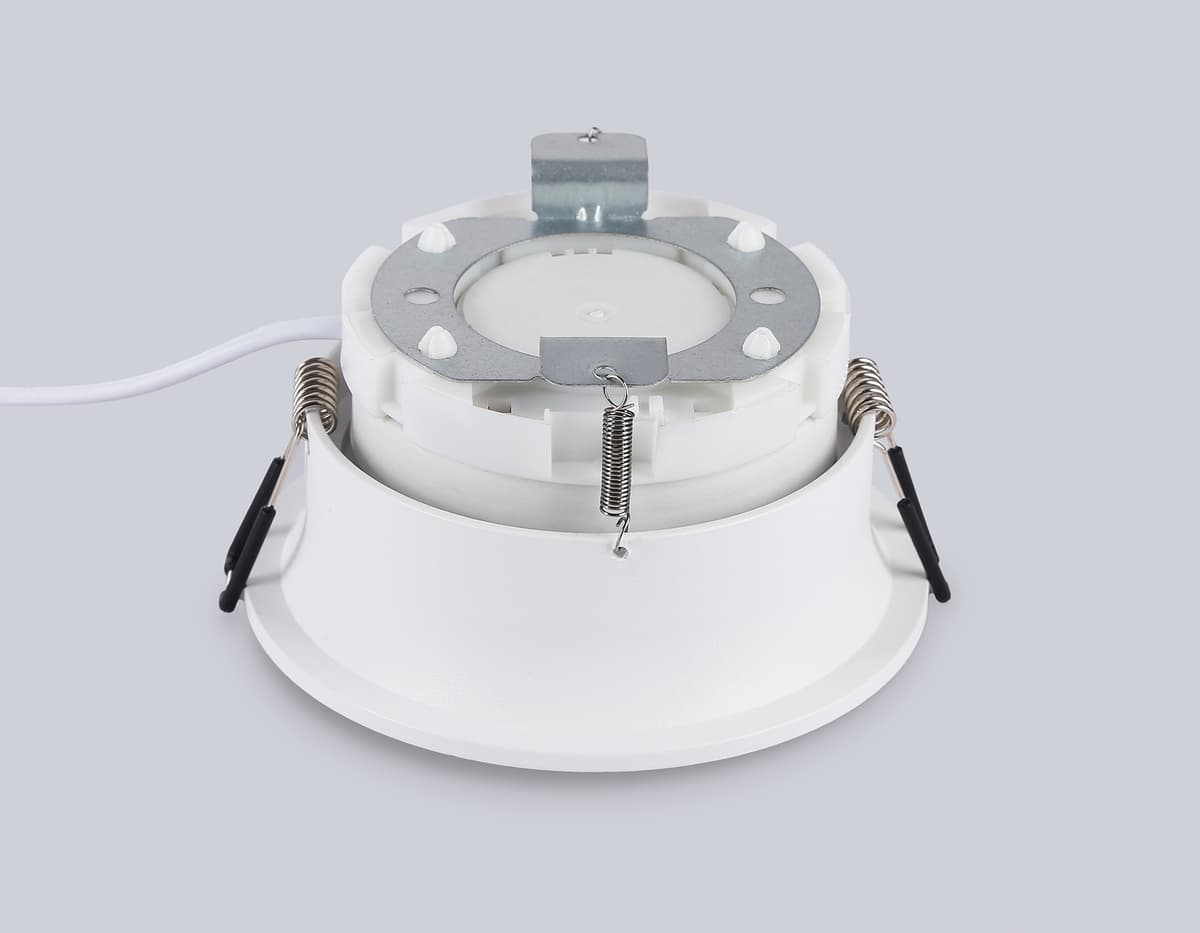 TN51810 WH белый GX53 max 15W D105*36