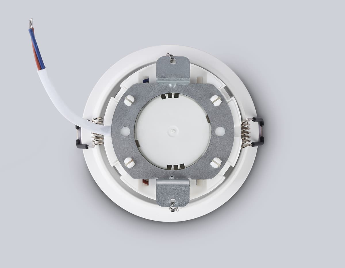 TN51813 WH белый GX53 max 15W D105*36