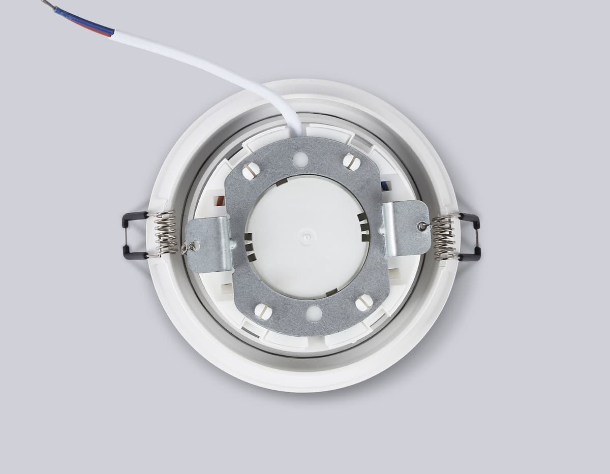 TN51822 WH белый GX53 max 15W D110*39