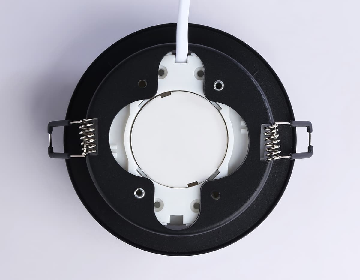 TN5213 BK черный GX53 D110*58