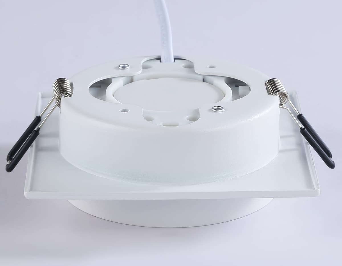 TN5229 WH белый GX53 110*110*35