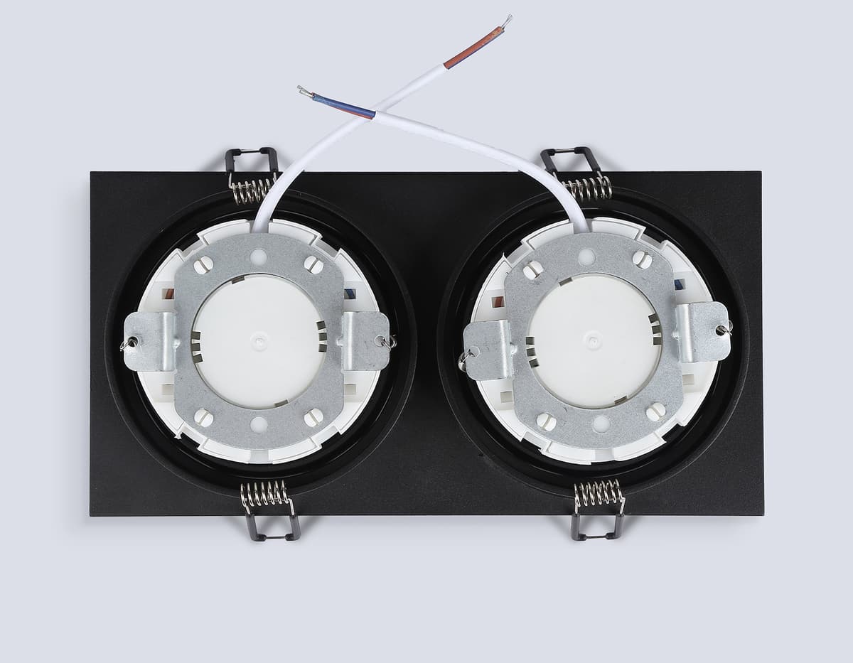 TN6615/2 BK черный IP44 GX53/2 max 15W 215*110*24