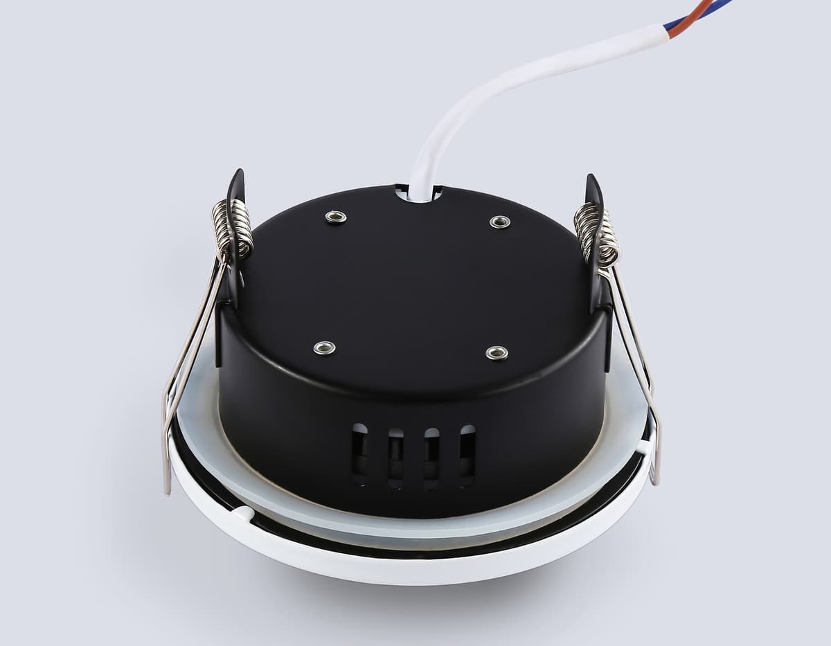 TN6630 WH белый IP44 GX53 D100*60