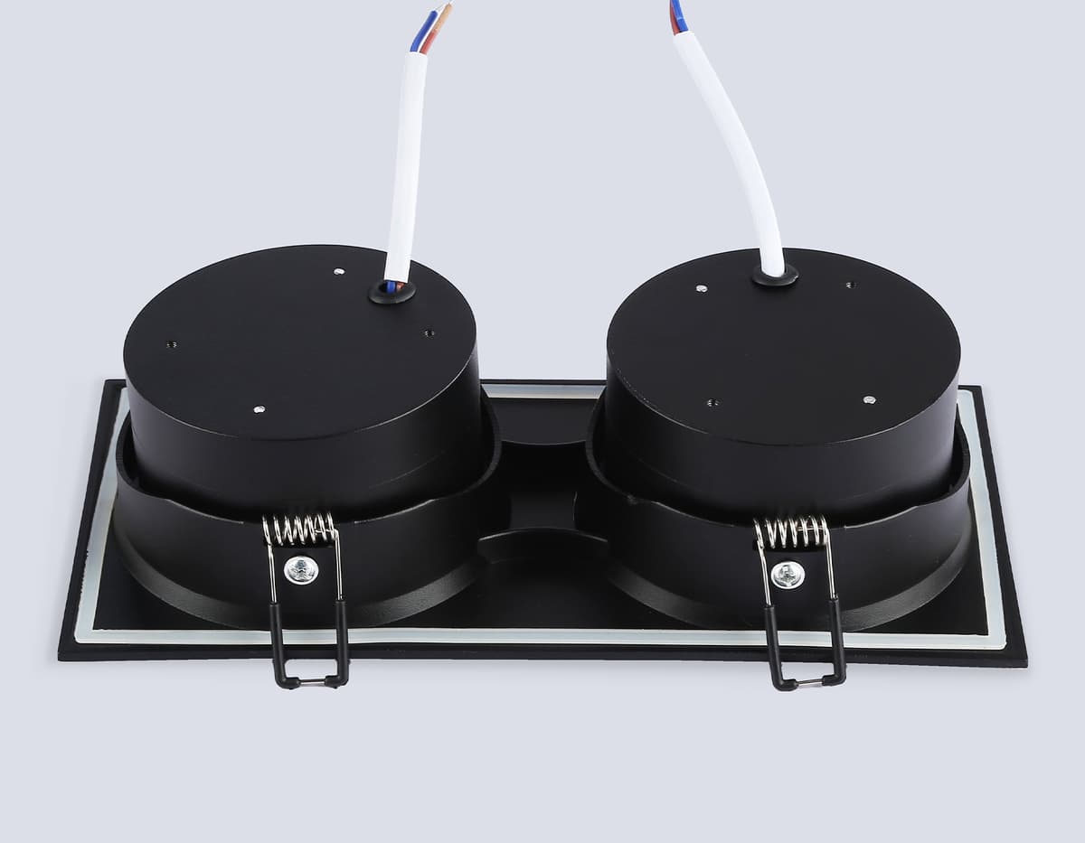 TN6661/2 BK черный IP44 GX53/2 220*110*48