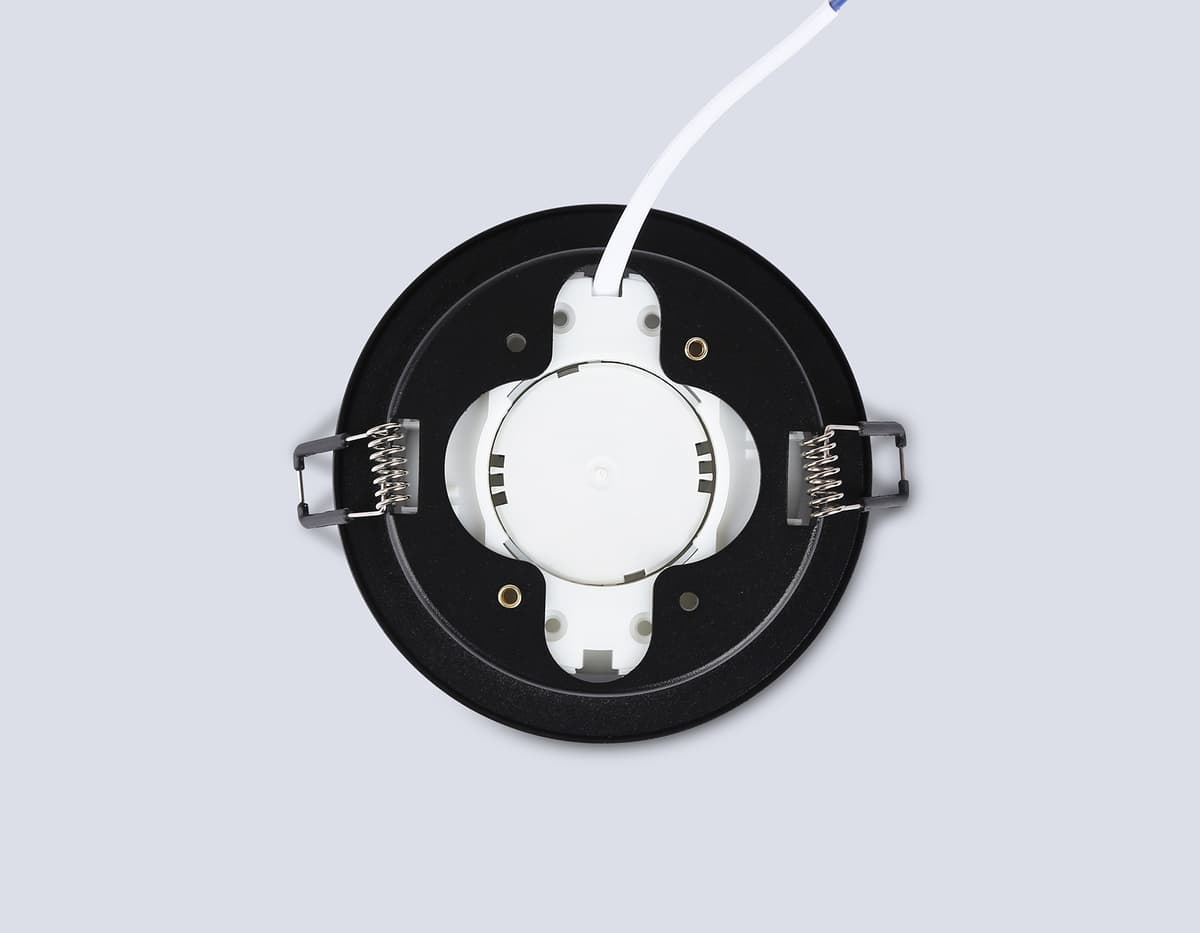 TN6708 BK черный IP44 GX53 max 15W D105*45