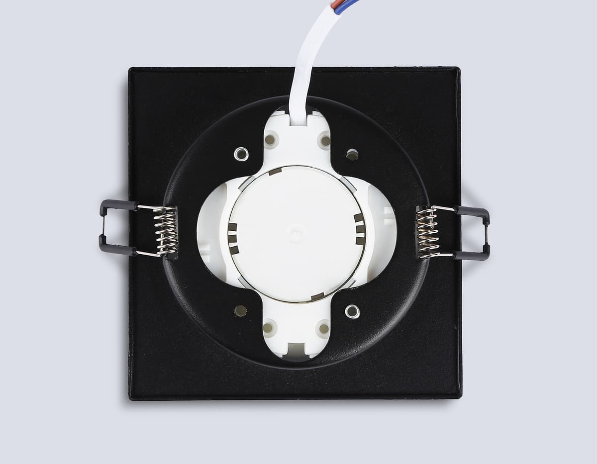 TN6710 BK черный IP44 GX53 max 15W 105*105*45