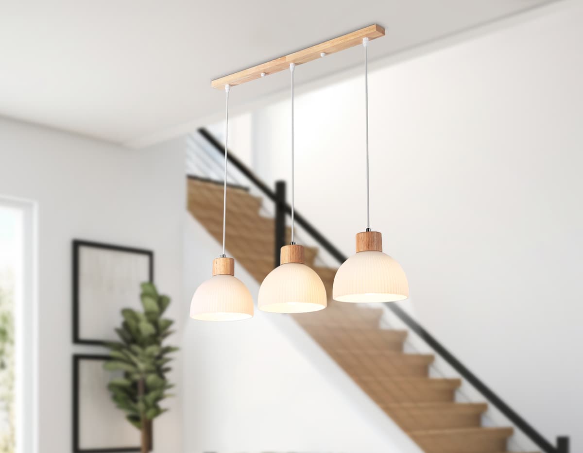 TR83135/3 LW/FR светлое дерево/белый матовый E27/3 max 40W 640*180*1040