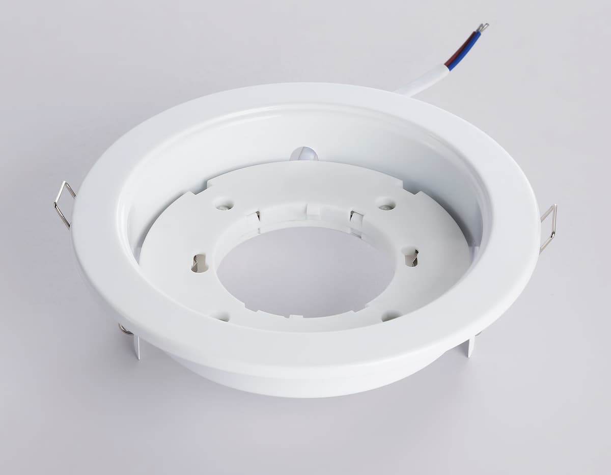 TU1501 белый GX70 max 24W