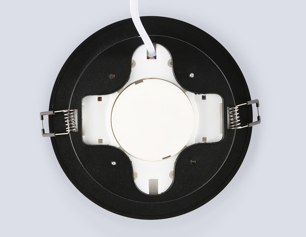 TU5210 BK черный IP20 GX70 D150*52