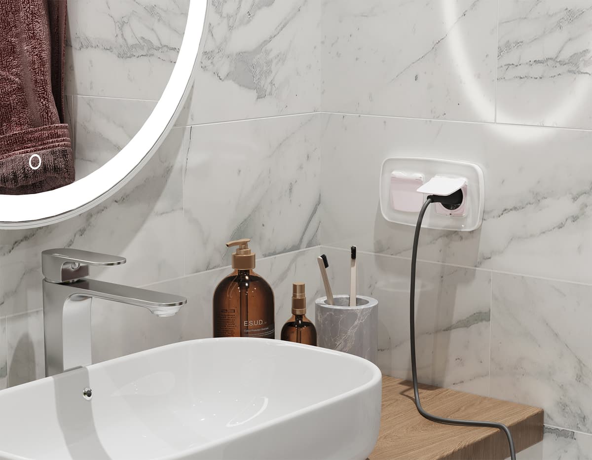 Комплект механизма электрической розетки OMEGA Жемчуг с/з с шторками и крышкой IP44 QUANT (OP2080, VM141)