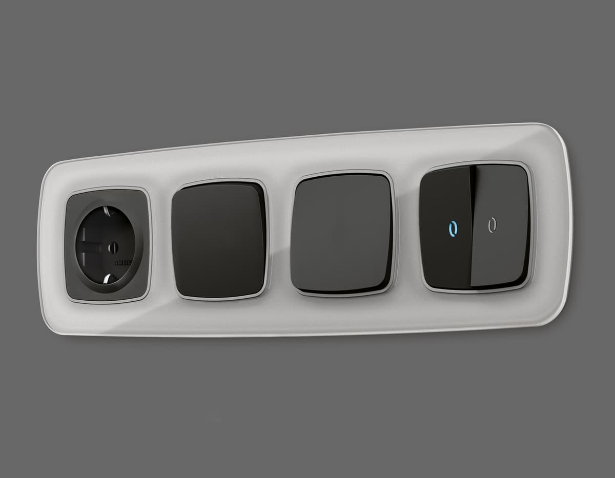 Комплект механизма электрической розетки OMEGA Черный матовый с/з и шторками QUANT (OP8070, VM141)