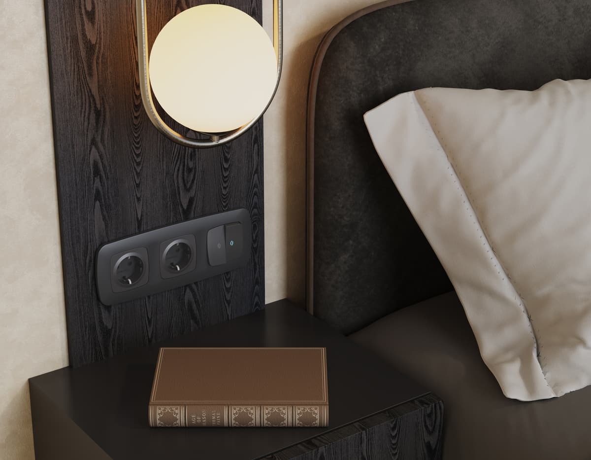 Комплект механизма электрической розетки OMEGA Графит мягкое касание с/з на винтовых зажимах QUANT (OP9060, VM141)