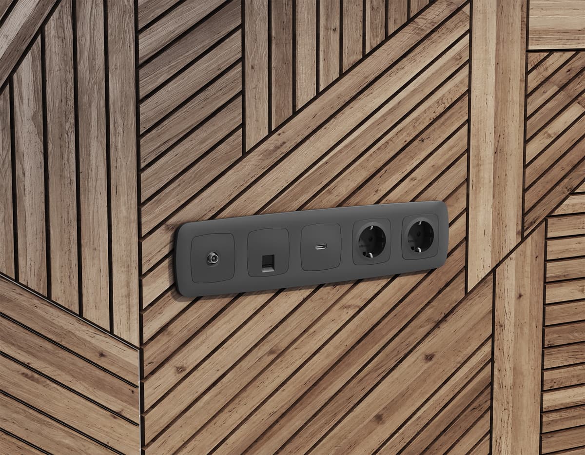 Комплект механизма TV розетки проходной OMEGA Графит мягкое касание 5-1000 MHz 4dB QUANT (OP9130, VM211)